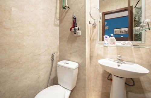Old Quarter Hotel | A25 Hotel - 26 Hang Non