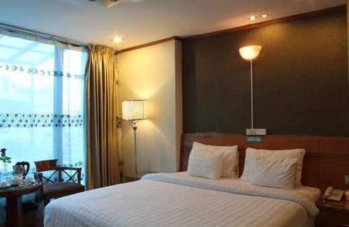 Hoan Kiem Hotel | A25 Hotel - 45 Phan Chu Trinh