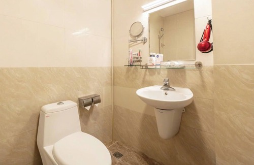 Truc Bach Hotel | A25 Hotel - 46 Chau Long