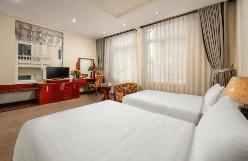 Tay Ho Hotel | A25 Hotel - 705 Lac Long Quan
