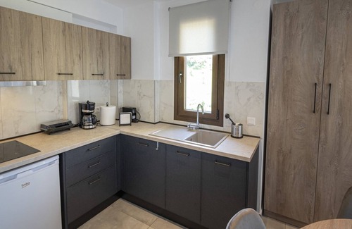 Fourka Apartamento | A3 Penelope Luxury Suites by Travel Pro Services