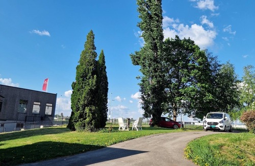 Klofta Villa | Aadarsh Villa rom 10 min from Oslo Airport