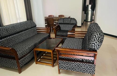 Poddala Casa | AADHI Guest