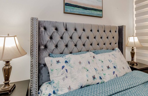 Brampton Condominio | Aaira Suites 3 Bedroom Condo