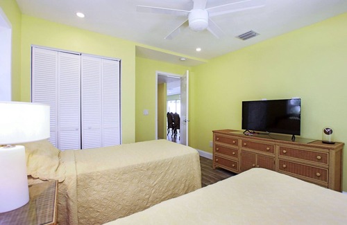 Saint James City Casa | Aaliyah`s and Amina`s Tropical Retreat - Pine Island St James City Florida