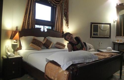 Faizabad Casa | AANANDA KUTIR PALACE-800 meter from SHREE RAM TEMPLE