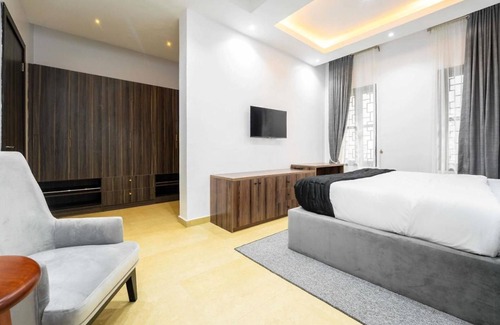 Enugu Hotel | Aaron's Place