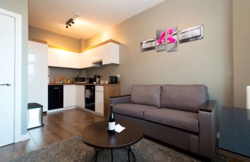 Riverside Apartamento | Aaron Wise Serviced Apartments