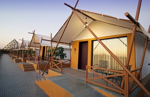Rajkot Hotel | Aarya Lords Club And Resorts Rajkot