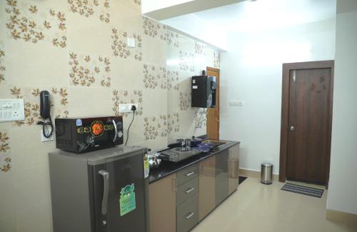 Kolkata Apartamento | Aashhiana Guest House Entire 2BHK Service Apartments Kolkata
