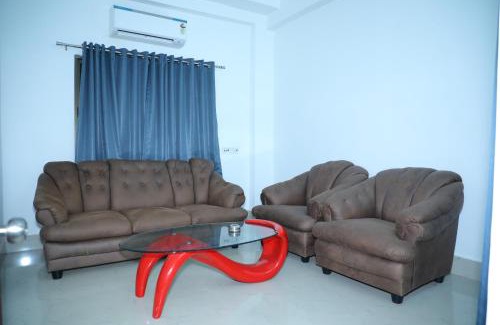 Kolkata Apartamento | Aashhiana Guest House Entire 2BHK Service Apartments Kolkata