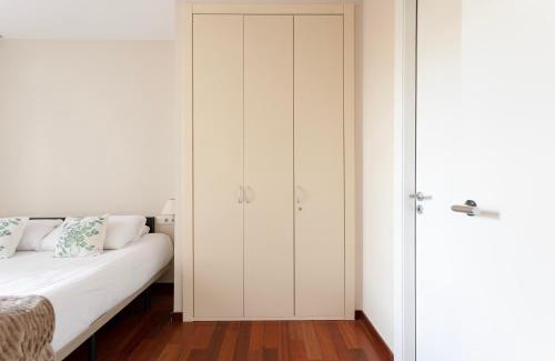Barcelona Apartamento | AB Diagonal Sant Adrià de Besòs