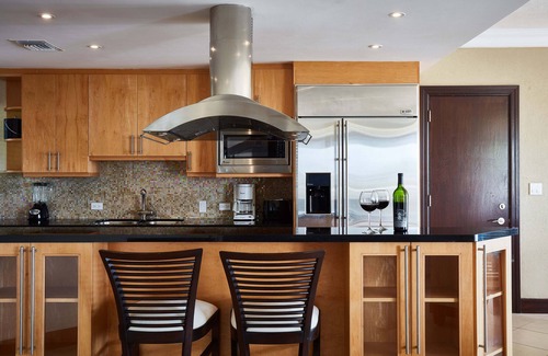 Lubbers Quarters Cay Complejo | Abaco Beach Resort and Boat Harbour Marina