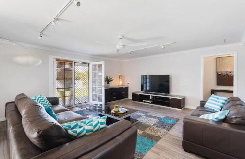 Abbey Casa | Abbey Bay Cottage - Pet Friendly, Wifi, Busselton