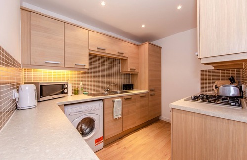 Colchester Apartamento | Serenity Stays- Abbey Field Willow Apartment