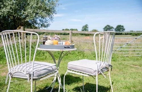 Eye Apartamento | Abbey Shepherds Hut, Eye