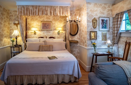 Historic Montford Cama Y Desayuno | Abbington Green Bed & Breakfast Inn