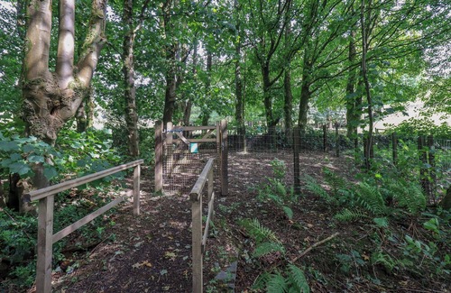 Penny Bridge Cabaña | Abbots Reading Mews 1