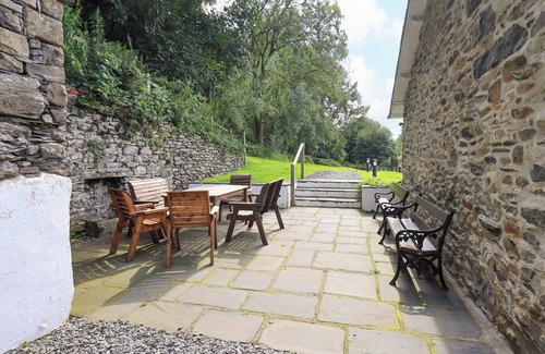 Penny Bridge Cabaña | Abbots Reading Mews 1
