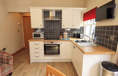 Penny Bridge Cabaña | Abbots Reading Suite