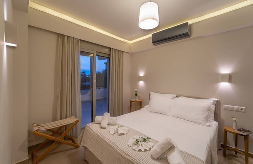 Pylos-Nestoras Casa | Abelia Luxurious Villas