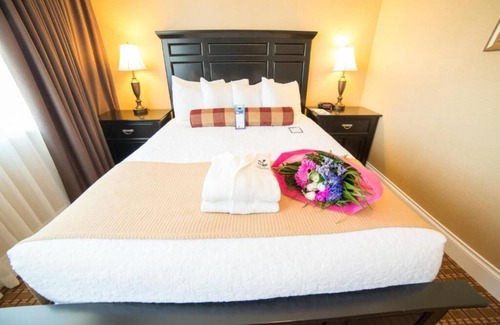 Richmond City Centre Hotel | Abercorn Hotel, Trademark Collection by Wyndham