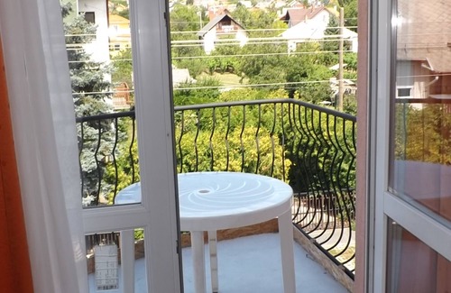 Balatonfured Apartamento | Abigél apartmanház
