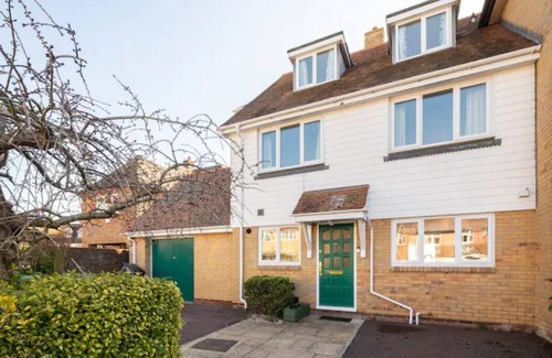 Abingdon Casa | Abingdon House - 4 BR on the Marina