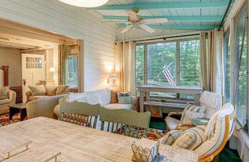 Grand Haven Casa | about 1 Mi to Dtwn Grand Haven Lake Michigan Cabin
