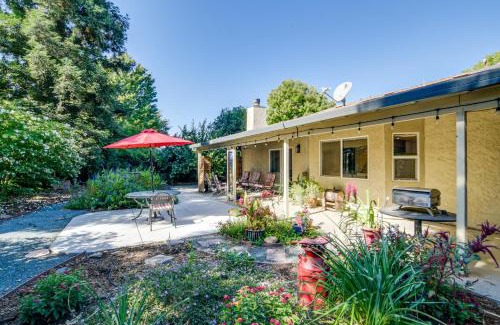 Chico Casa | about 3 Mi to Dtwn and Chico State NorCal Escape!