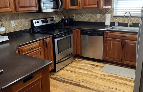 Marble Cabina | Above it All-beautiful cabin with amazing views! 10 mins from Casino