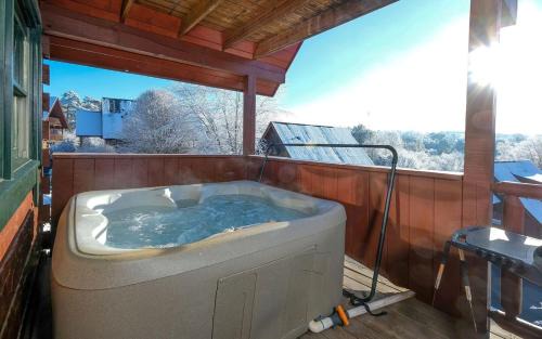 Sevierville Villa | Above it All
