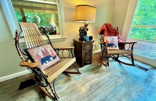 Franklin Casa | Above the Clouds Cabin