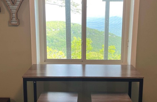 Roseland Casa | Above The Clouds with Wintergreen Advantage