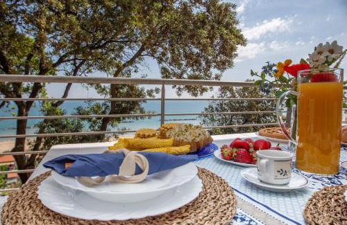 Ortona Apartamento | AbruzzodAmare Amazing Apartments with Romantic Sea View