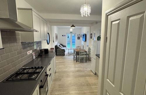 Abbey Casa | Absam Homes Ltd Comfortable Accommodation, Convenient Facilities, Prime Location