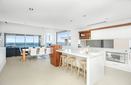 McCracken Casa | Absoluto - Hayward Court, Victor Harbor