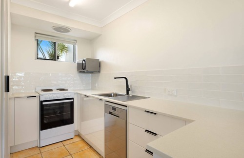 North Creek Apartamento | Absolute Beachfront Apartments 2B