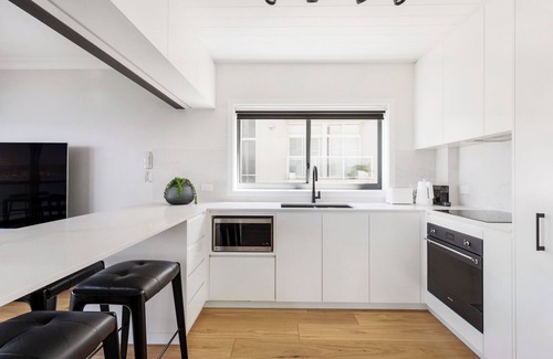 Queenscliff Apartamento | Absolute Beachfront, Stunning Manly Beach Views