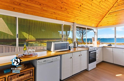McCracken Casa | Absolute Beachfront 3BR 2BA Home w / Beach Track