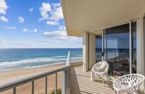 Main Beach Apartamento | Absolute Beachfront Apartment