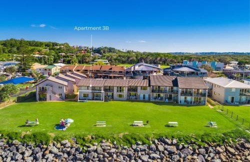 North Creek Apartamento | Absolute Beachfront Apartment 3B