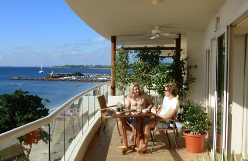 Emiliano Zapata Condominio | "absolute Beachfront Luxury Condo With Great Views!"