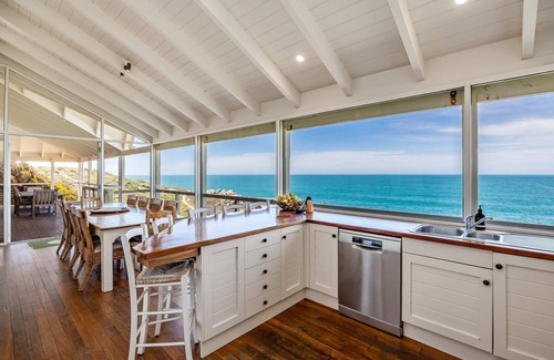 Port Elliot Casa | Absolute Ocean Frontage 1 The Strand Pt Elliot