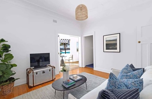 Bronte Apartamento | Absolute Seafront Bronte