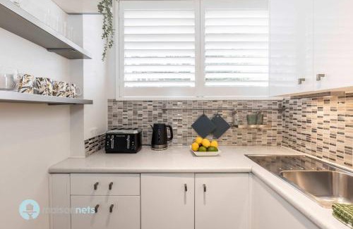 Elizabeth Bay Apartamento | Absolute Waterfront Elizabeth Bay Views & Pool