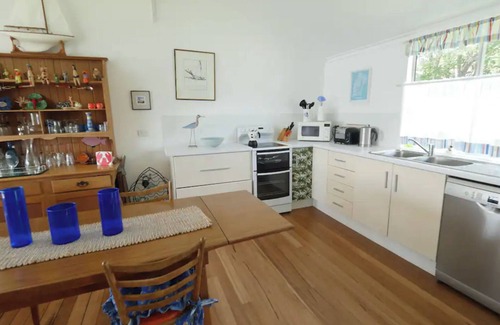 Silverwater Casa | Absolute waterfront Lake House