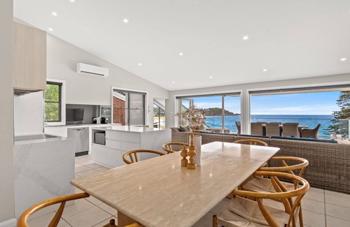 Avoca Beach Casa | Absolutely Avoca - beautiful views for the family