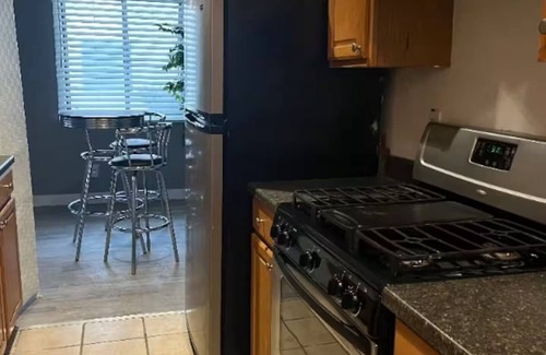 Merrillville Condominio | Abundance Condo is located in the heart of Northwest Indiana 😊