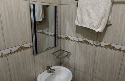Entebbe Casa | Abyssinia Guesthous Entebbe